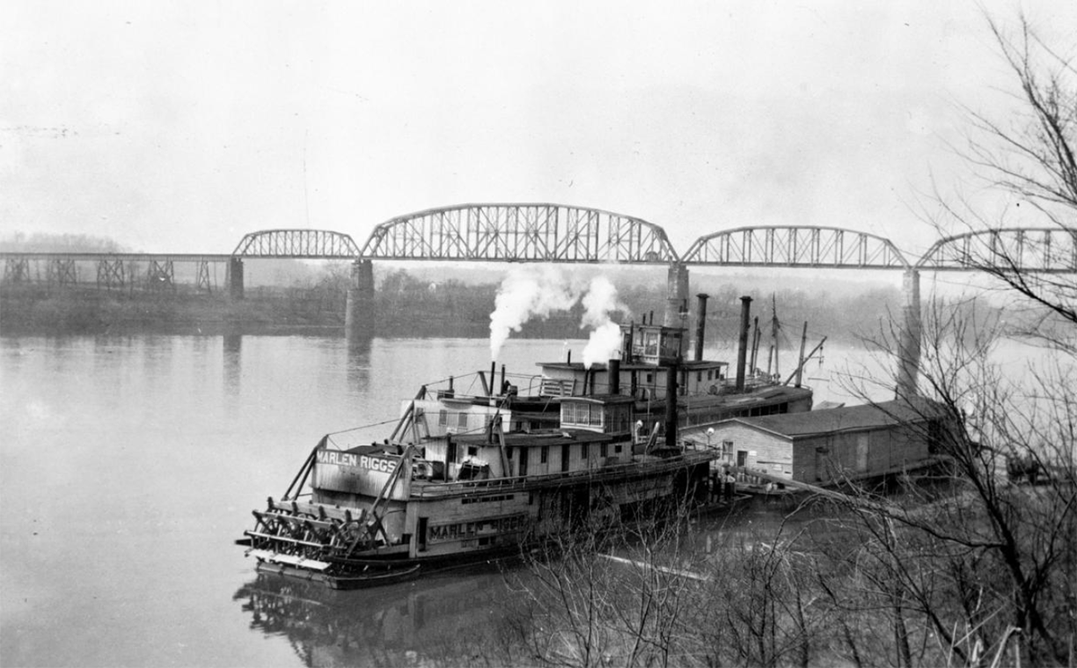 Steamer Marlen Riggs