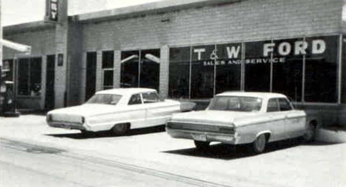 T & W