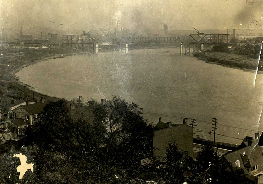 Rairoad Bridge, Ludlow, Ky