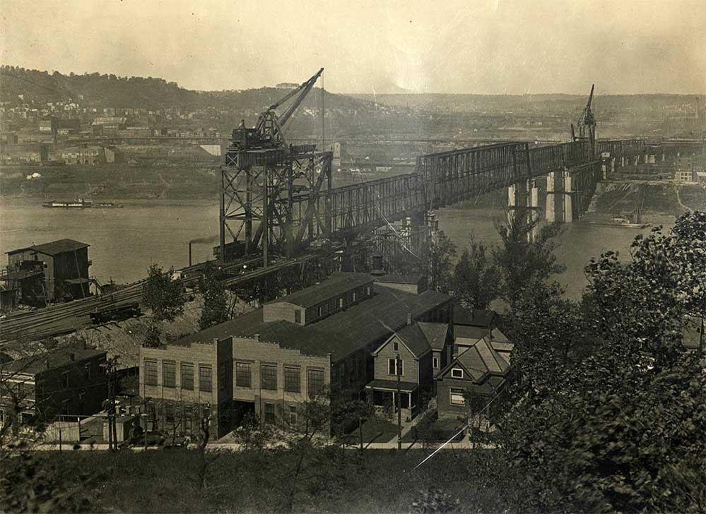 Rairoad Bridge, Ludlow, Ky