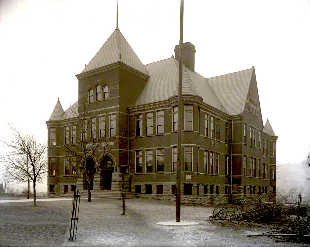 Ludlow School