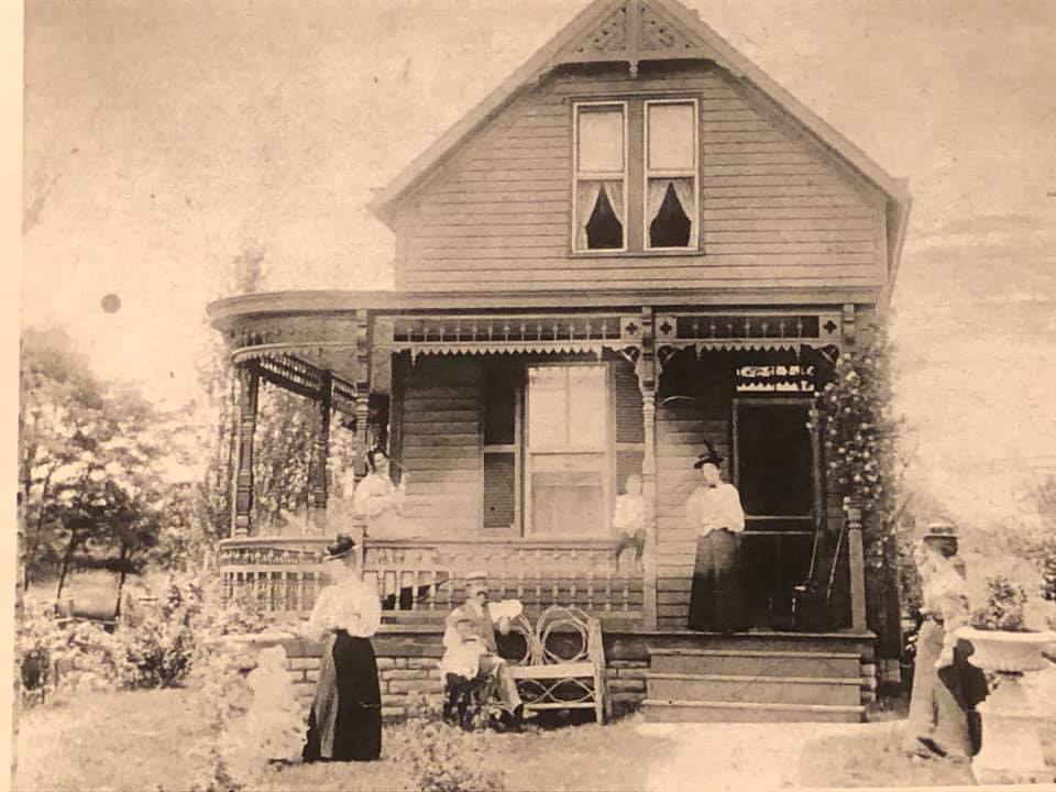439 Commonwealth