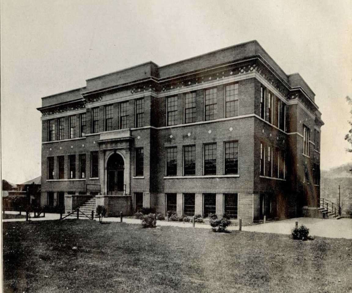 Ludlow High School