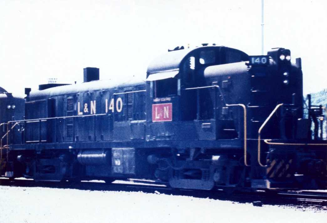 L&N at Decoursey